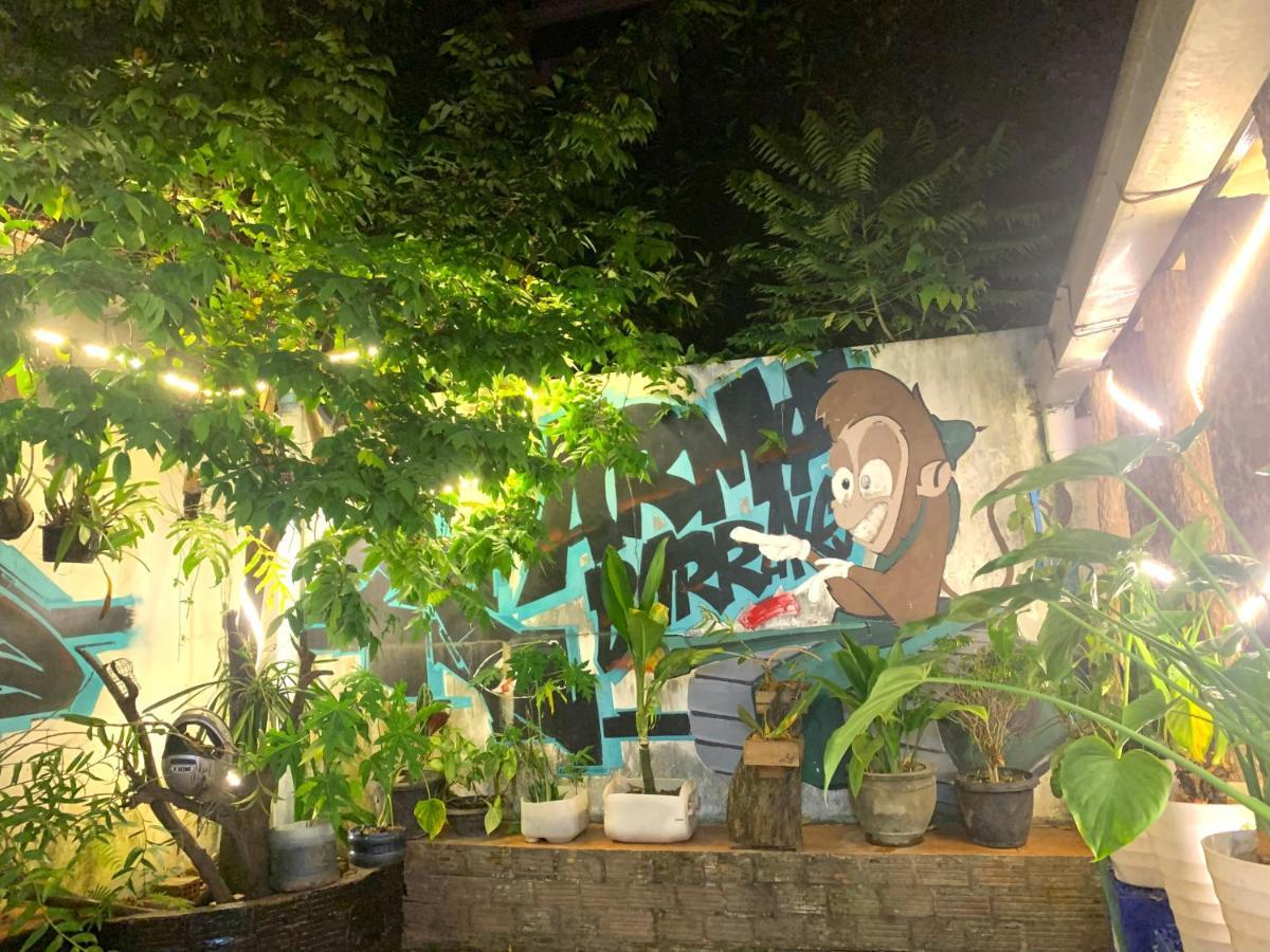 Vang Vieng Lily Backpackers Hostel 外观 照片
