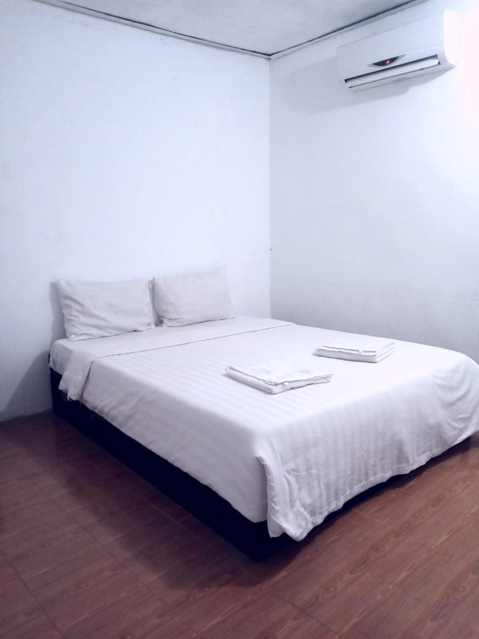 Vang Vieng Lily Backpackers Hostel 外观 照片