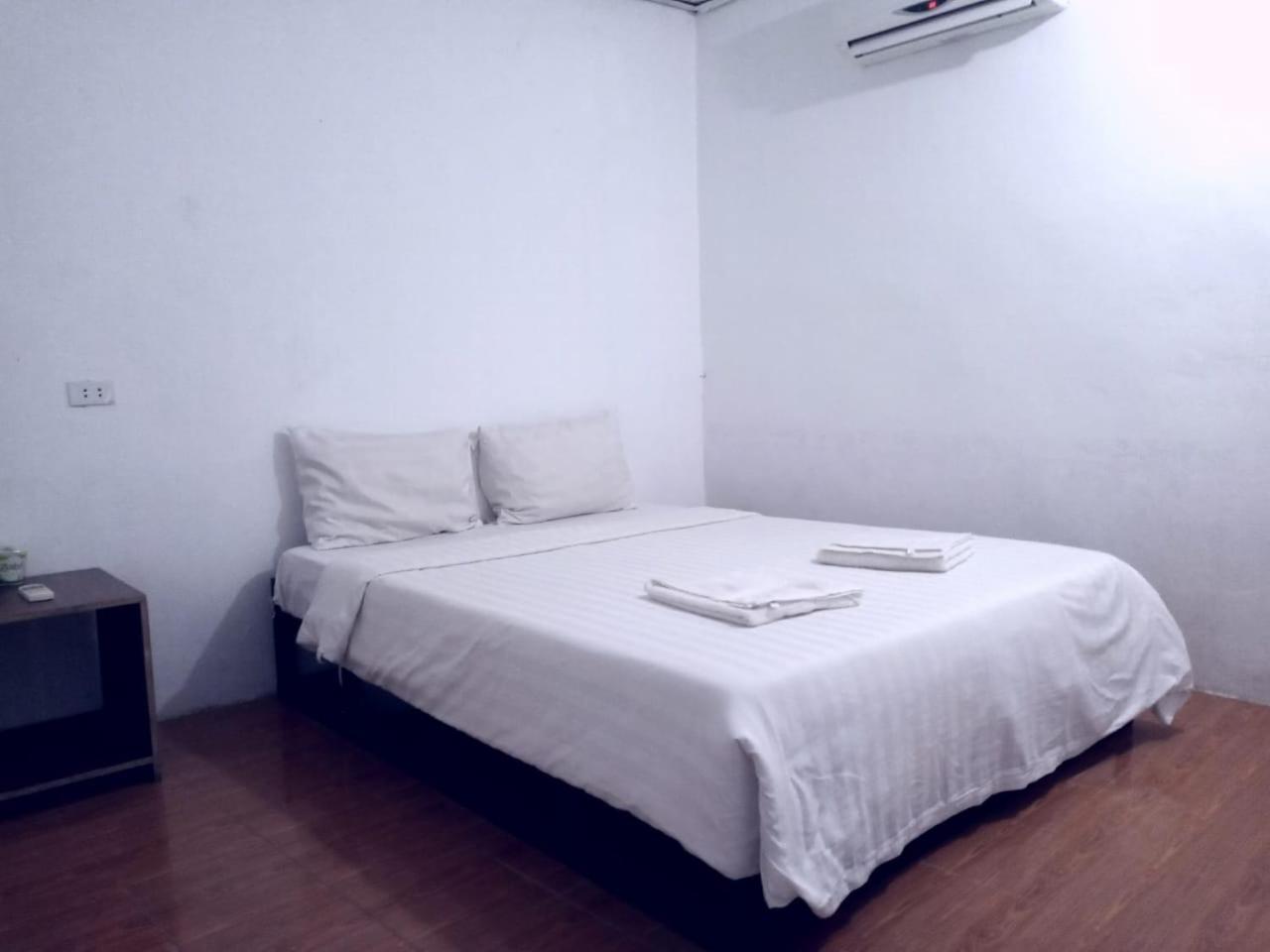 Vang Vieng Lily Backpackers Hostel 外观 照片