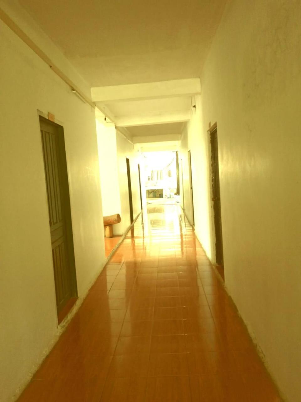Vang Vieng Lily Backpackers Hostel 外观 照片